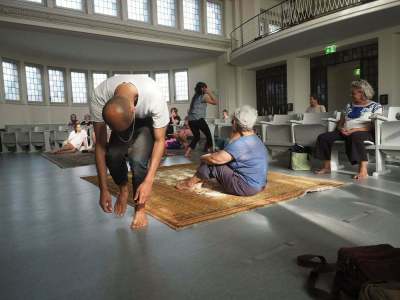 BREATHING VOLUMES | Chris Leuenberger, Vivian Wang